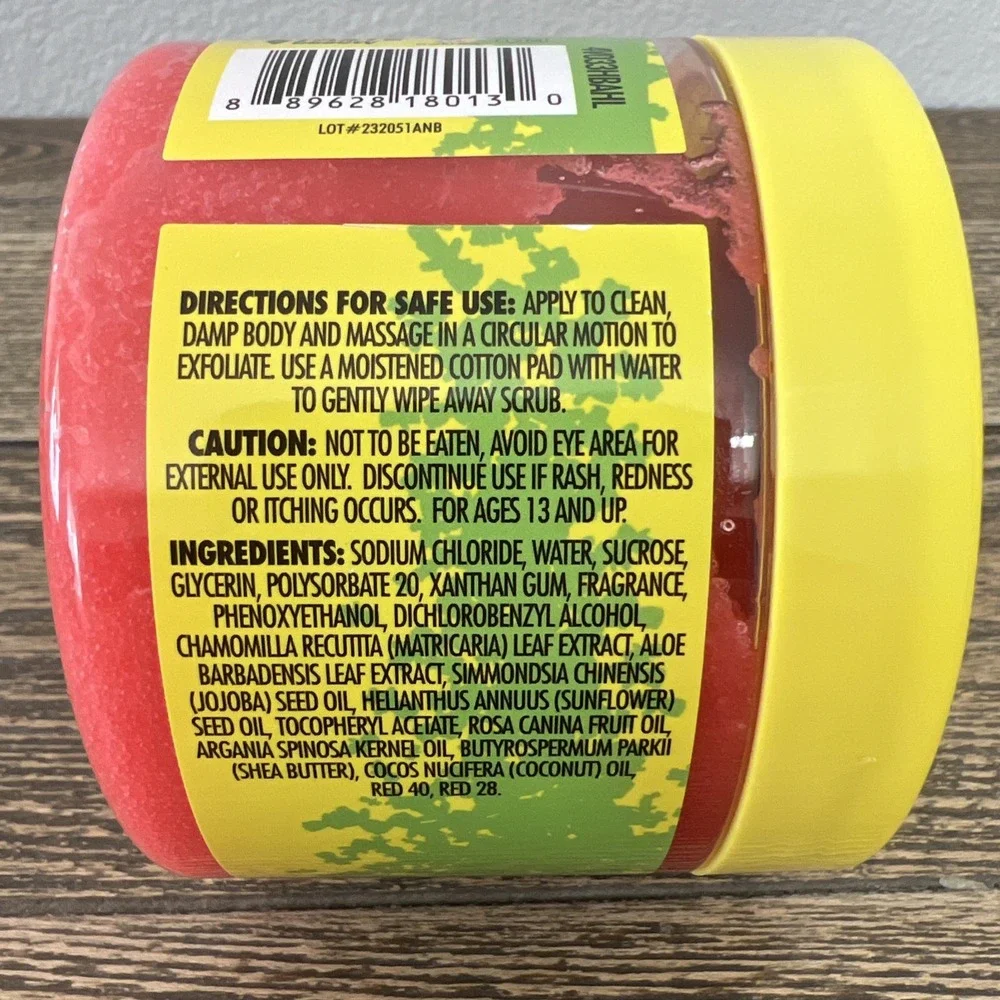 Sour Patch Kids Red Berry  Scented Body Scrub - Brand‎ New 17.6 oz